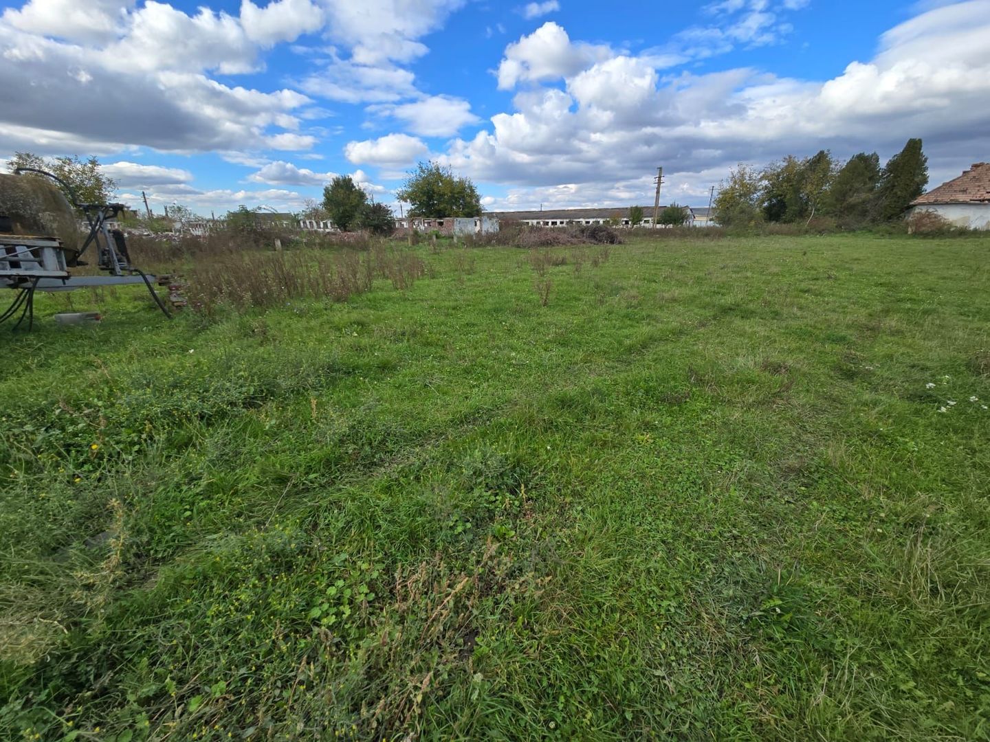 Teren+clădiri 60.000 mp.18 euro mp.deschidere la autostradă, - Poză 7