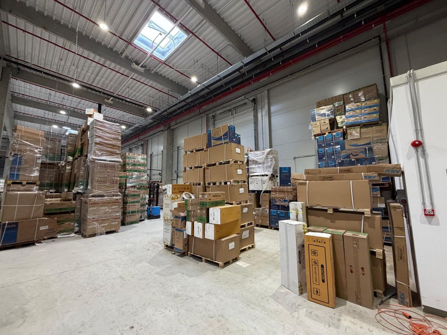 Spațiu industrial de închiriat – Hală logistică 576 mp, CTP Afumati - Poză 3
