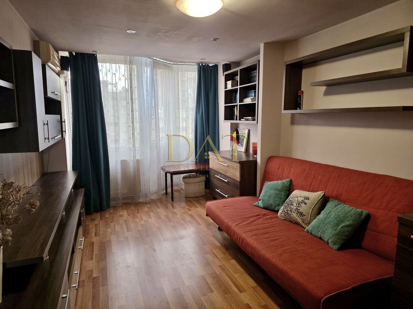 Apartament de inchiriat | 3 camere | OMV Marasti | Parcare - Poză 2
