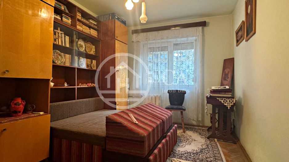 Apartament de vânzare cu 3 camere în zona Iosia , Oradea - Poză 6