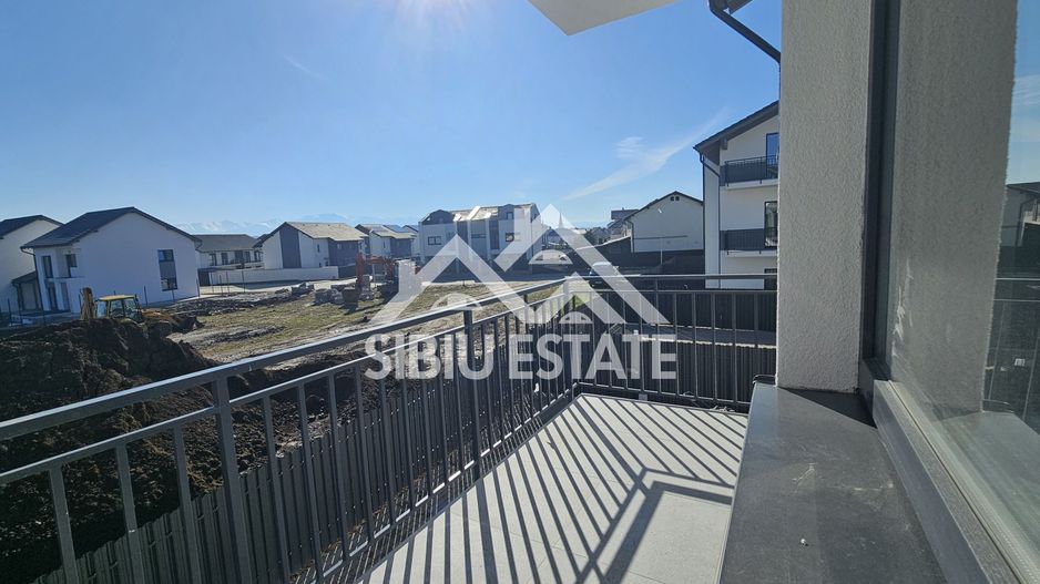 Apartament 3 camere, 2 bai, etaj 1 Selimbar - Poză 1