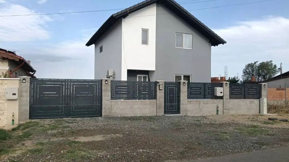 Casa Individuala Becicherecu Mic,P+M,3 Camere,2 Bai,Mobilata si Utilata - Poză 1
