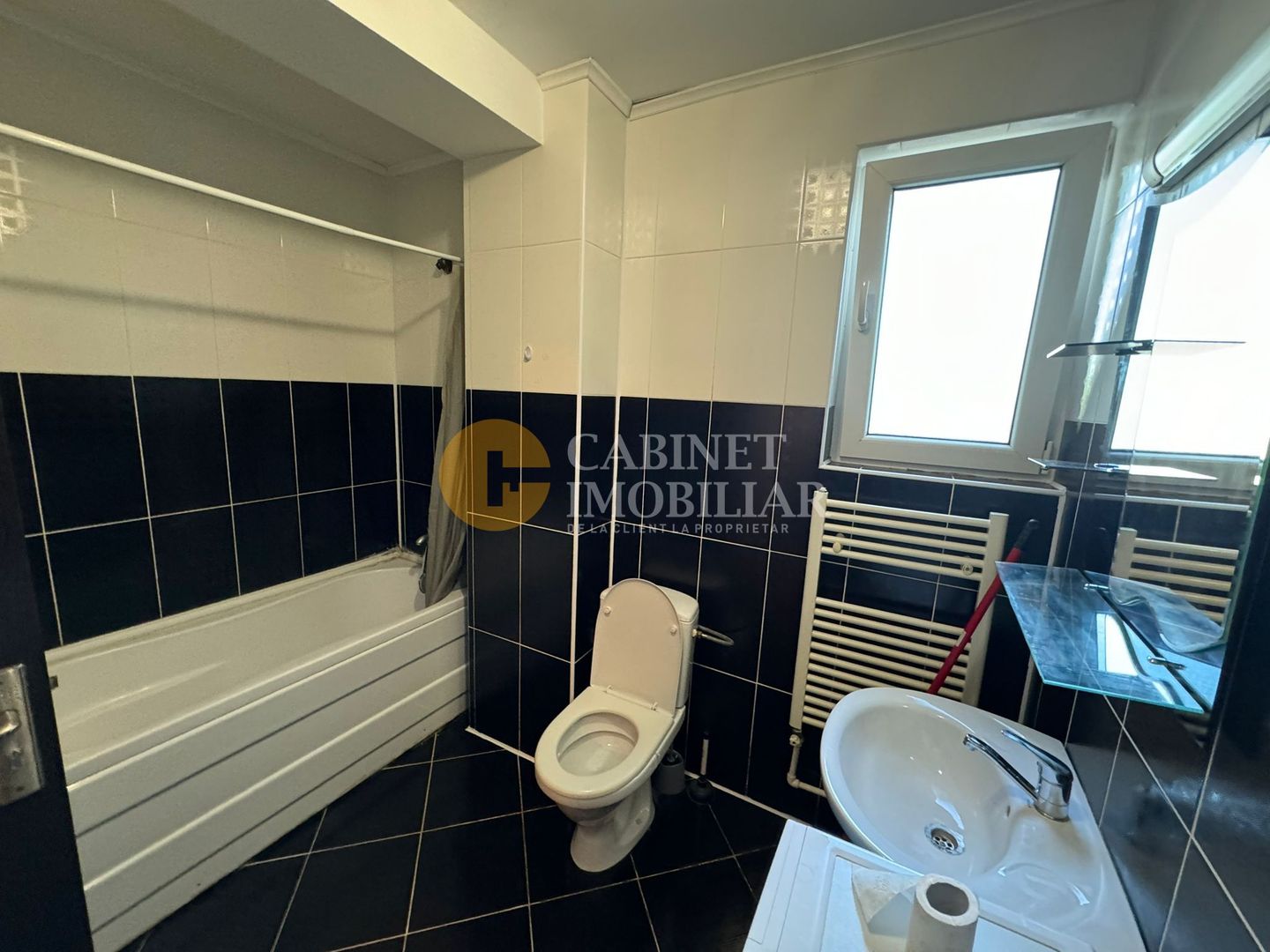 Sărărie - 2 camere decomandat - 43mp - loc de parcare - Poză 4