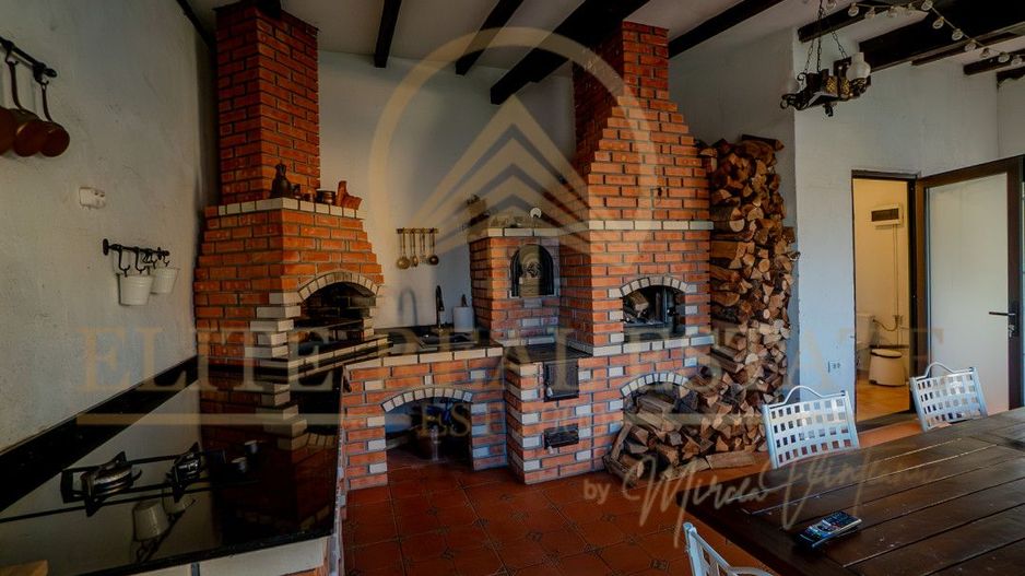 Cumpana - Casa Ideală pentru două familii. - Poză 23