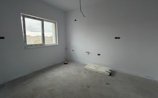 Duplex despartit | Inainte de Kaufland | Toate utilitatile | Curte amenajata - Poză 9