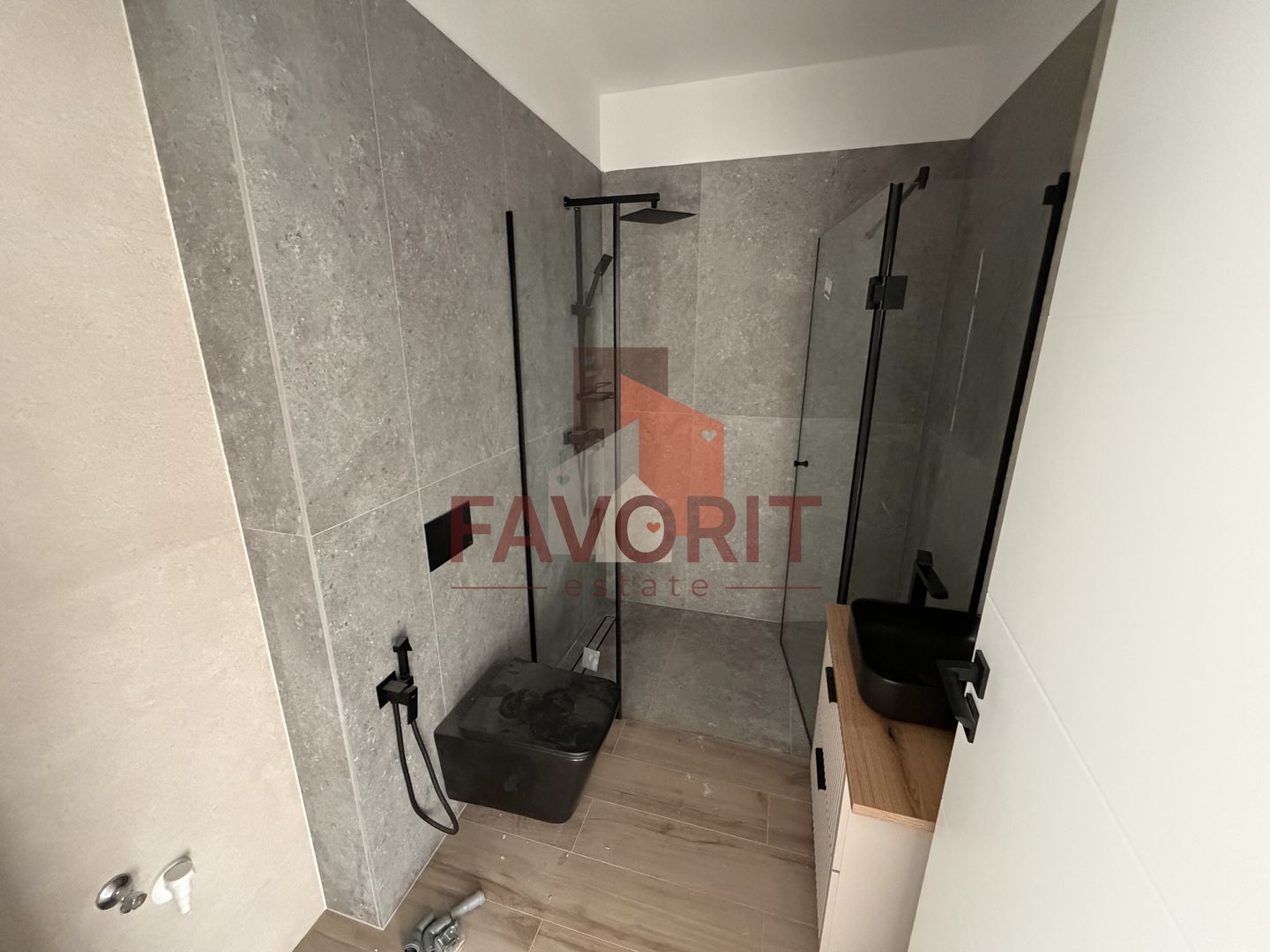 Apartament cu 4 camere pe 2 nivele. 108 mp utili. Comision 0% - Poză 20
