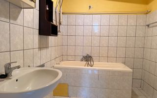 Casă – Zona Cipariu | Teren 274 mp | Potențial ridicat de dezvoltare - Poză 7