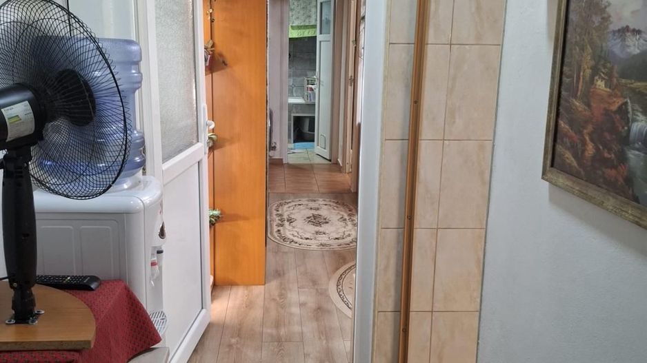 Apartament cu trei camere, Brancoveanu-Luica, 93.0000€ negociabil - Poză 6