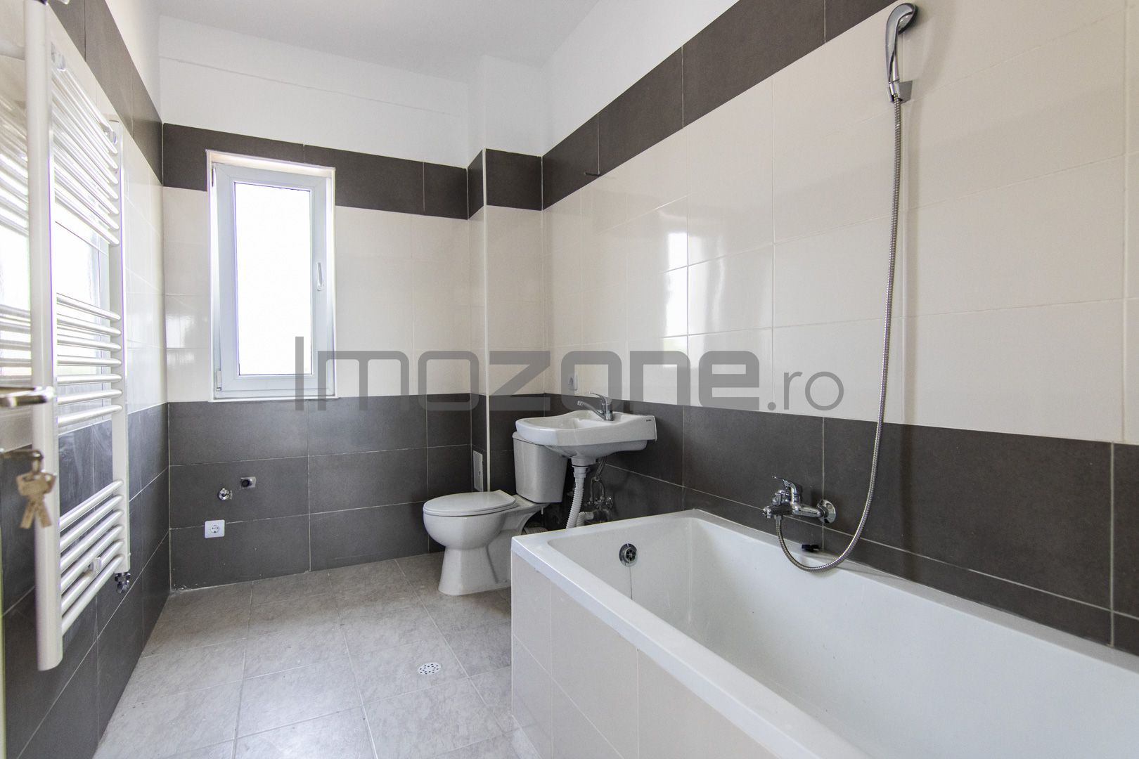 ORAS CHITILA - SOSEAUA BANATULUI -LIBERTATII, IMOBIL S+PARTER+2ETAJE+POD - Poză 45