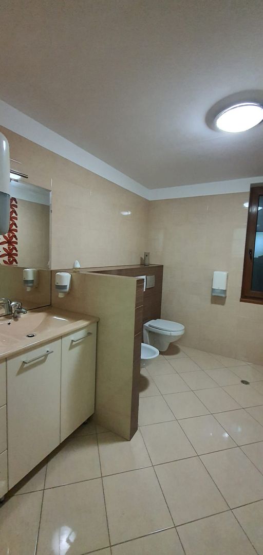 Spatios in bloc nou - Poză 6
