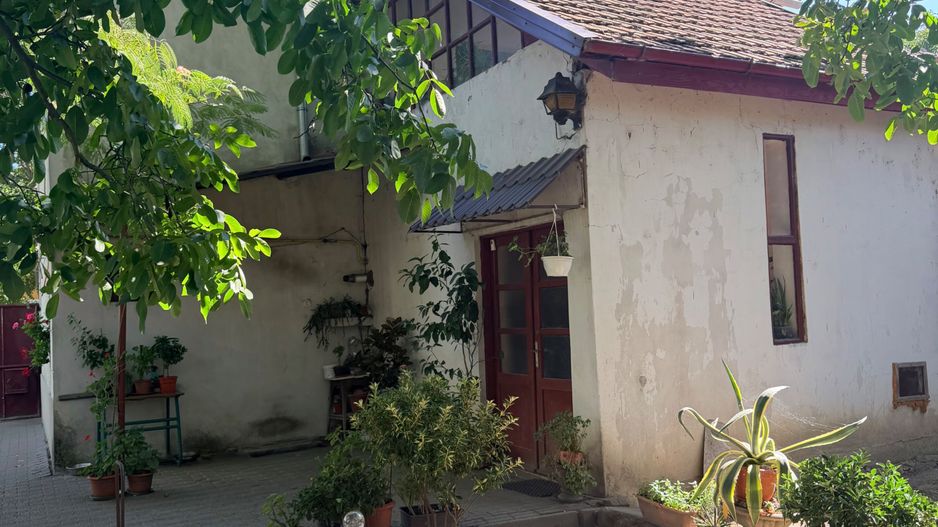 CASA INDIVIDUALA CU TEREN IN SUPRAFATA DE 1.575 MP - Poză 1