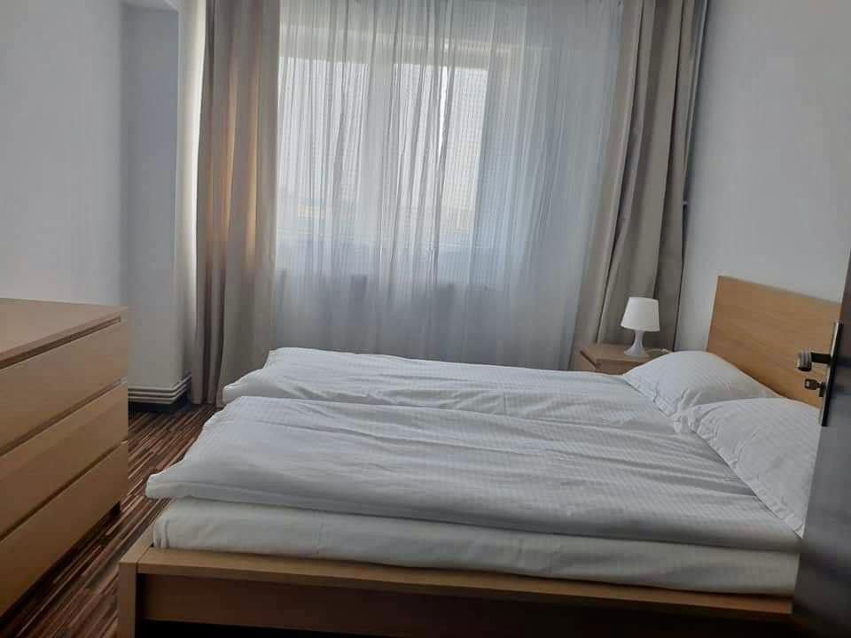 Inchiriere Apartament 3 camere Ultracentral - Poză 7