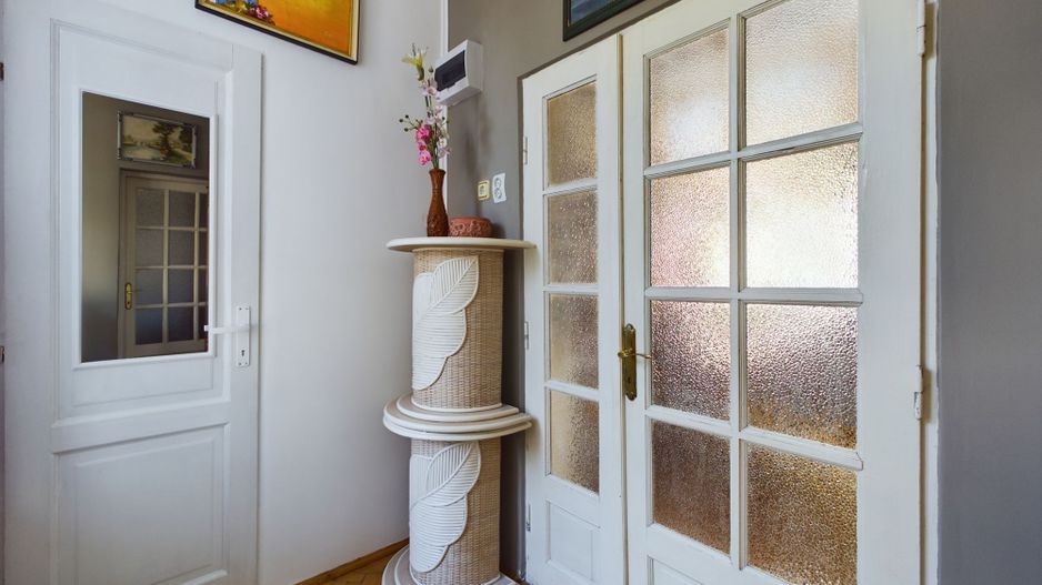 Casă cu 4 camere în zona  Aradul Nou - Poză 8