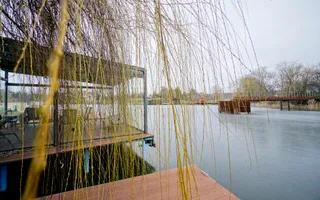 👉 Vilă spectaculoasă pe lac – Ghermănești | 552 mp | Terasă, ponton, - Poză 33