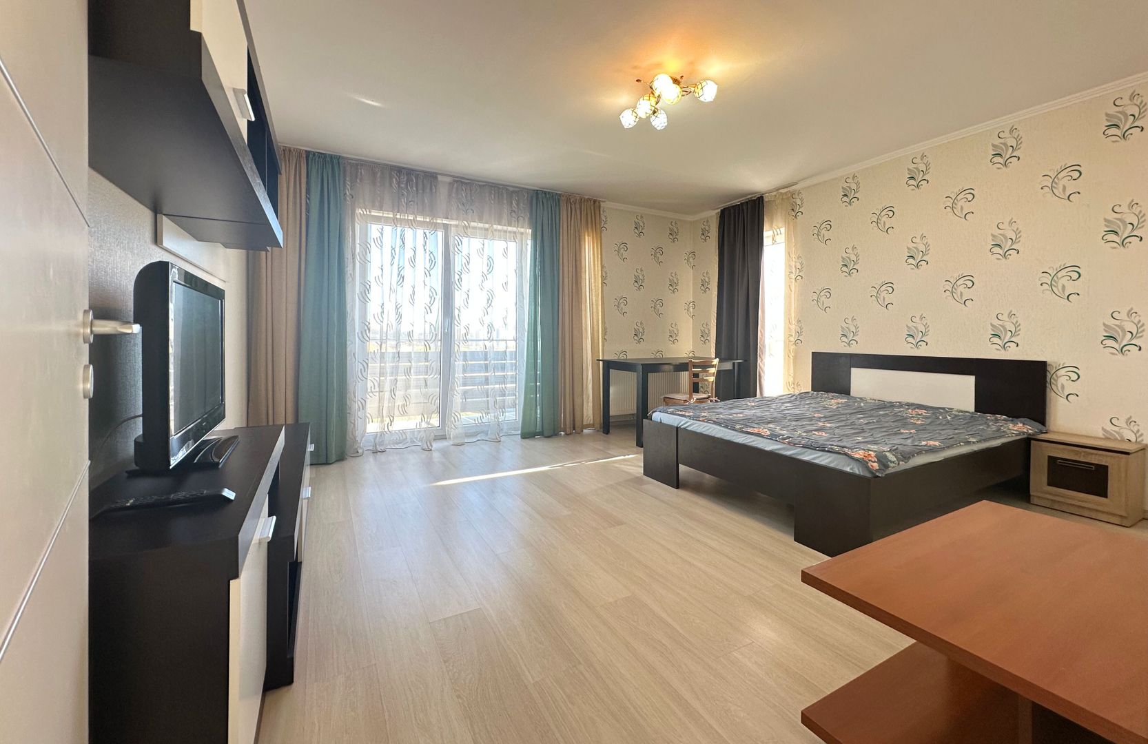 Apartament modern cu 2 camere și vedere spectaculoasă spre munți Avantgarden 3 - Poză 2