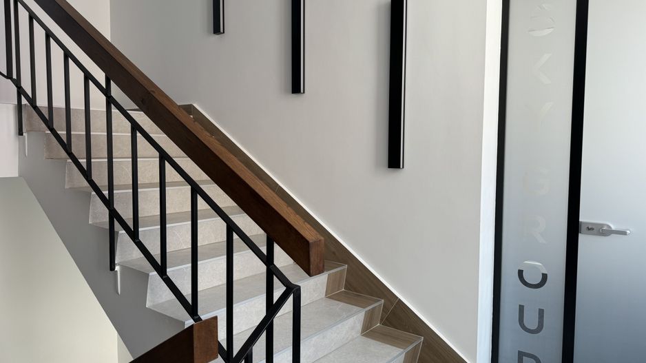 Imobil Premium de Închiriat: Eficiență și Tehnologie de Vârf - Poză 16