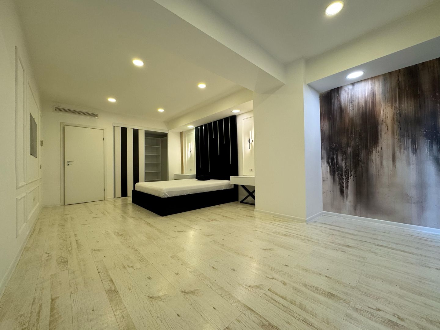 3 CAMERE| CURTE PROPRIE | ARON COTRUS- HERASTRAU - Poză 12