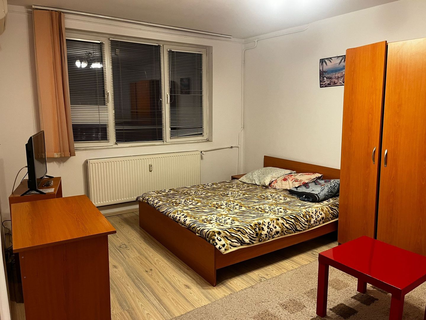 Apartament 2 camere decomandat, etaj 4, renovat, metrou 1 Decembrie 1918 - Poză 4