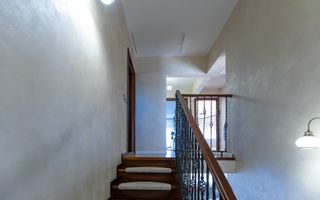 Casă/Vilă modernă de vânzare la intrare în Bogdan Vodă, județul Bacău. - Poză 35