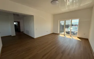 Casa/Vila cu 4 camere de vânzare - Izvor,Tărlungeni - Poză 14