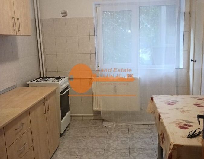 3 camere 13 Septembrie - Liceul Odobleja - Poză 5