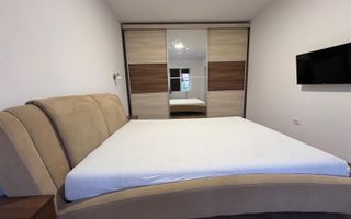 Apartament la curte, 2 băi, loc de parcare, zona linistita, dressing - Poză 6