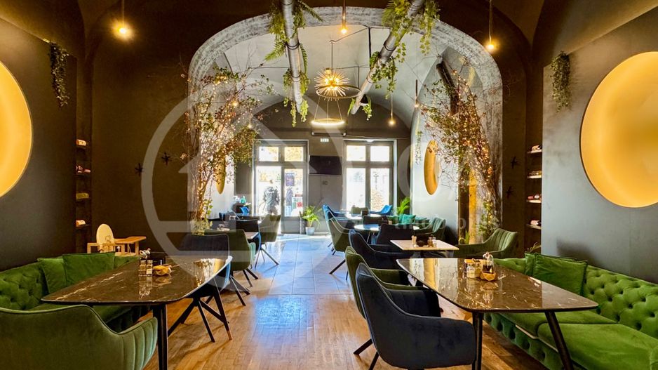 Spațiu comercial de închiriat în zonă ultracentrală, Oradea - Poză 3