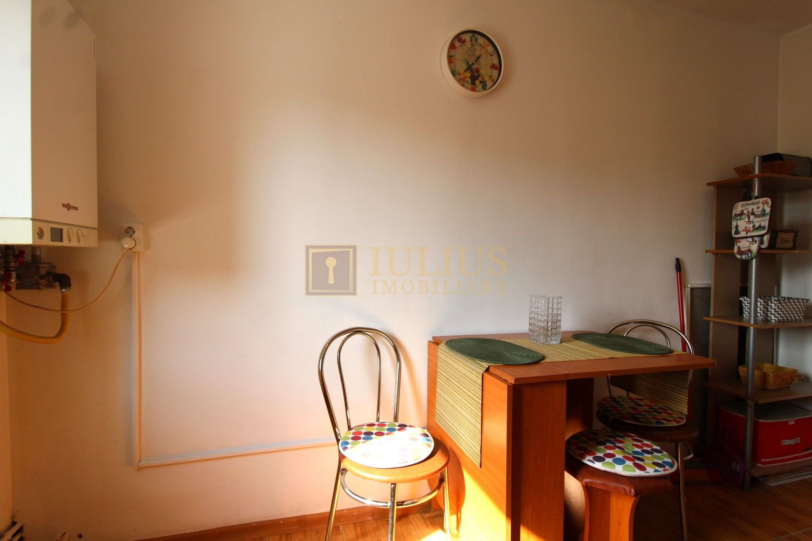 3 camere, decomandat, centrala proprie - Calea Martirilor - - Poză 4