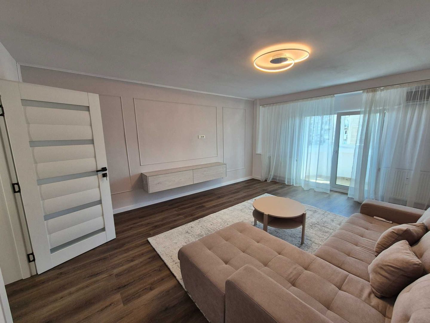 De Închiriat Apartament Lux 3 camere, rond Alba Iulia - Poză 2