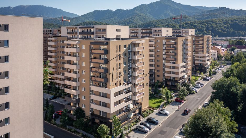 Apartament 2 camere semidecomandat Urban Plaza - Poză 1