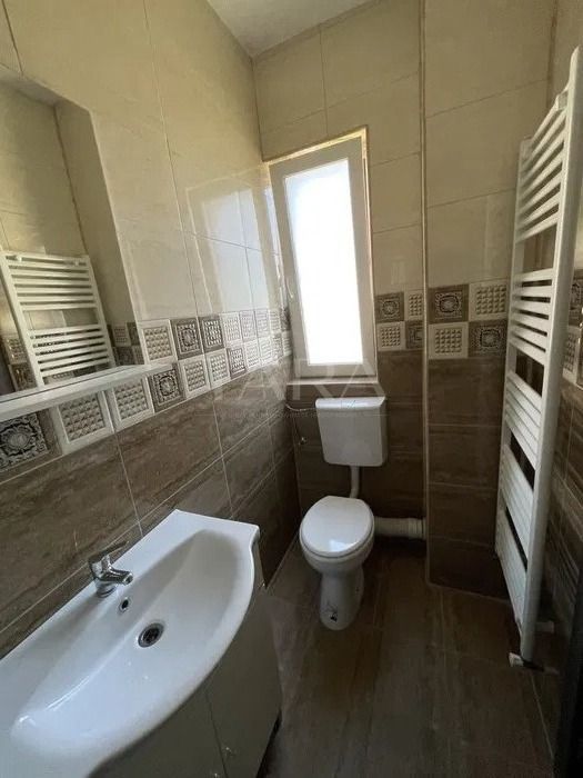 Apartament cu 4 camere de vanzare in Europa - Poză 10