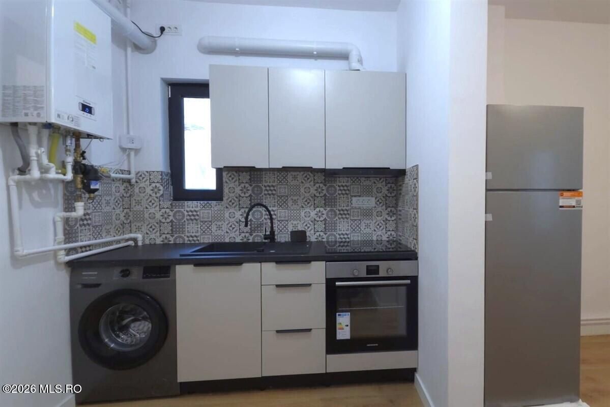 Centru - Bd Tomis 76, apartament cu 2 camere plus garsoniera separata! - Poză 35