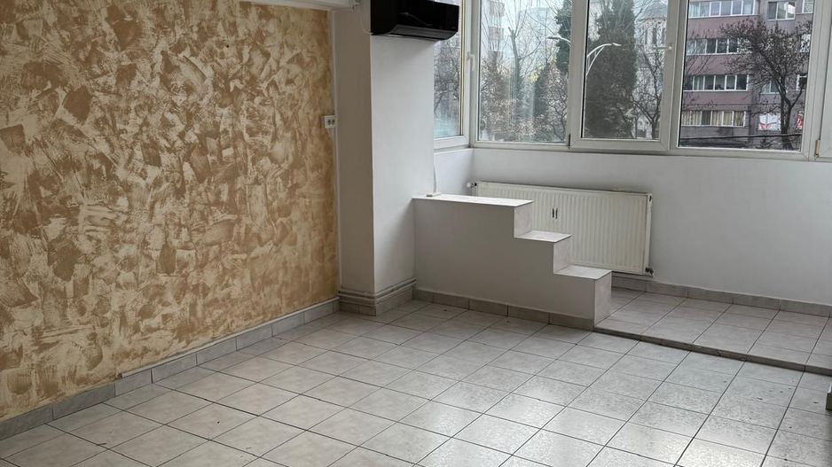De închiriat: apartament 3 camere - nemobilat - ideal birou - Gorjului - Poză 6