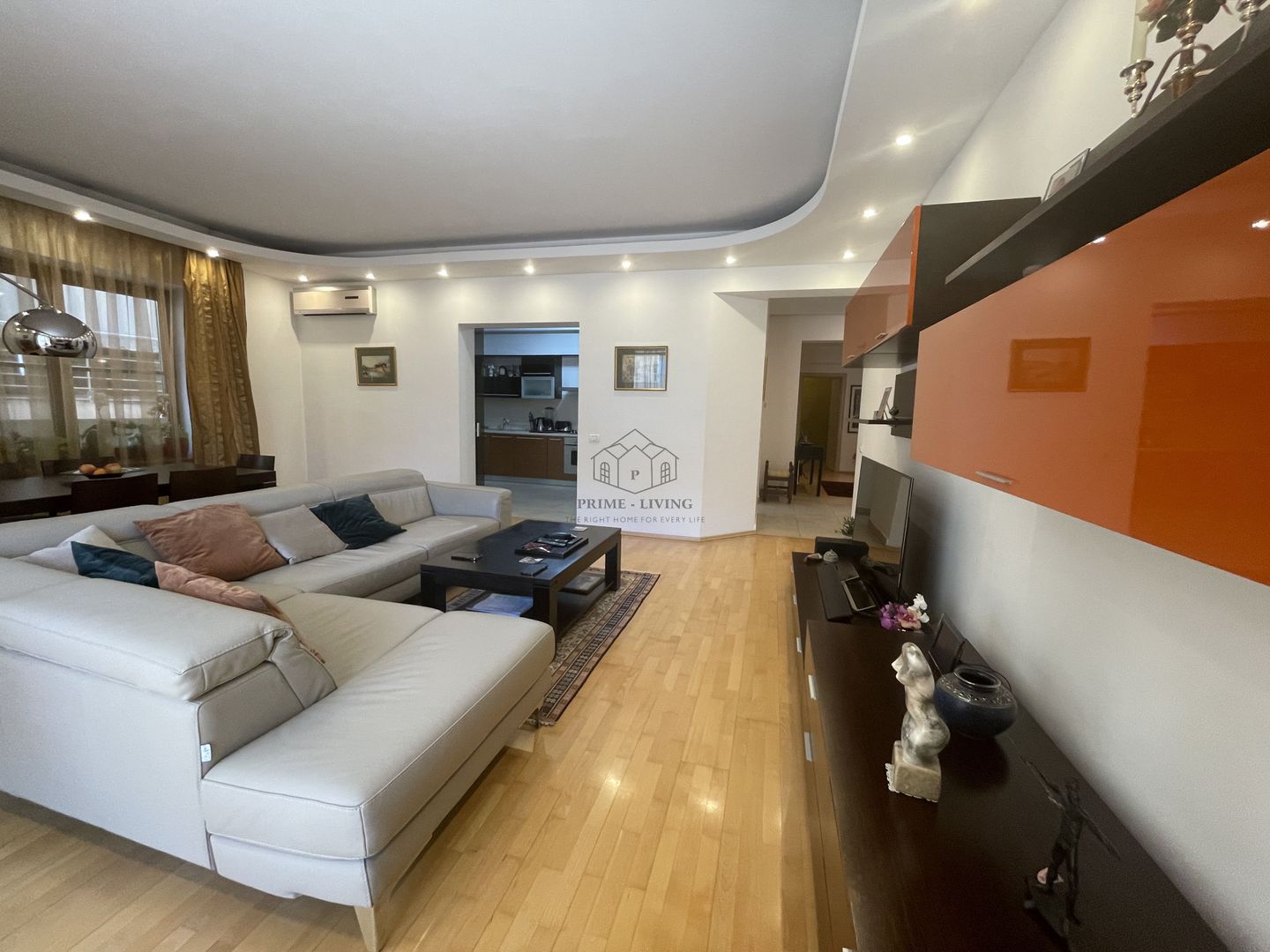 APARTAMENT CU 3 CAMERE LA VANZARE LANGA PARCUL HERATSRAU - Poză 1