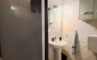 Apartament 3 camere, 2 bai, parcare, zona Metro! - Poză 14