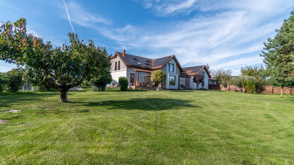 Proprietate exclusivista de vanzare: 2 case | 9 camere | 2000 mp teren - Poză 7