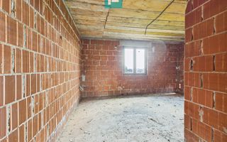 Casă la roșu, P+1, în localitatea Beliu, Arad - Poză 11