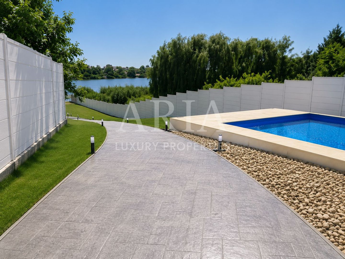 WATERFRONT VILLA | POOL - Poză 4