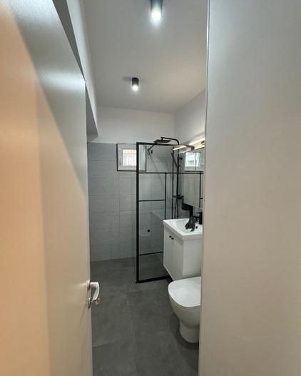 Apartament 2 camere decomandat, renovat complet, parcare, fără risc seismic - Poză 9
