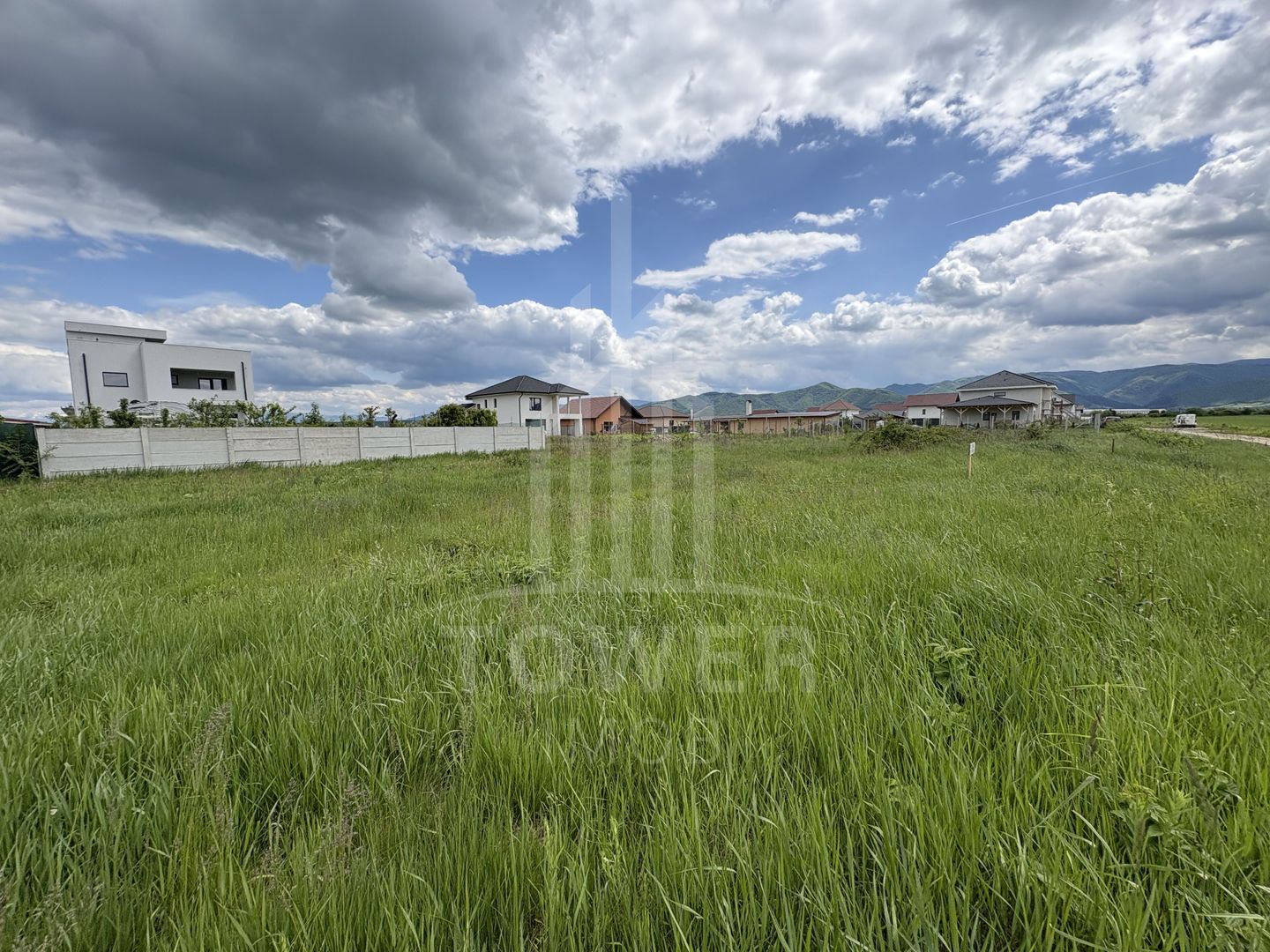 🏡 Teren Intravilan cu Autorizație de Construcție – 480 mp în Cristian, - Poză 2