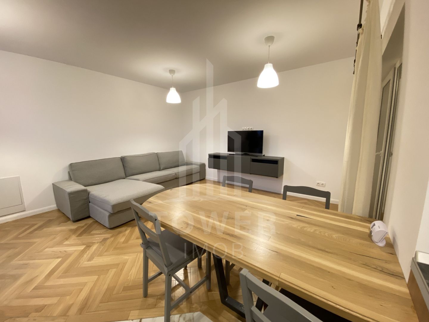 Apartament modern 2 camere de închiriat | Doamna Stanca | loc de parcare privat - Poză 3