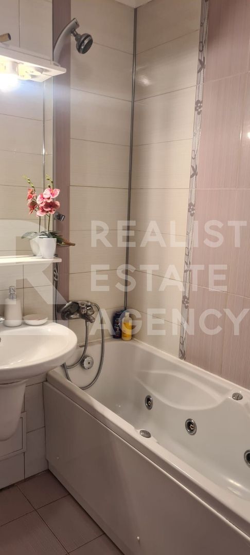 Apartament 4 camere de vânzare - Calea București, Brașov - Poză 12