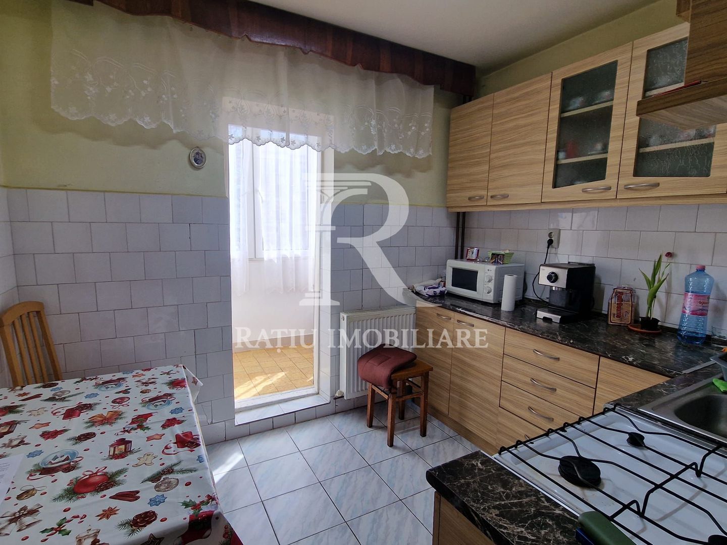 Apartament cu 3 camere | Xenopol | Oradea - Poză 9