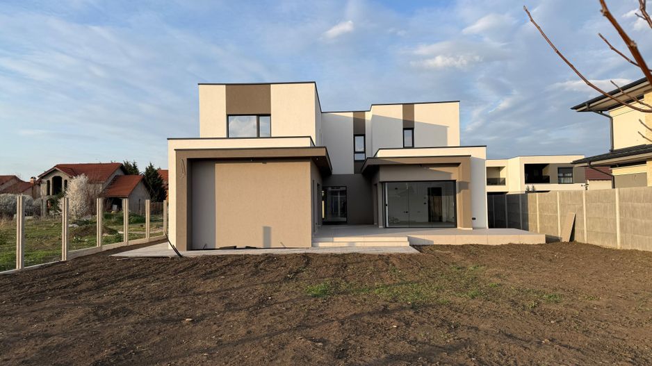 Locuinta individuala in stil contemporan - Poză 3