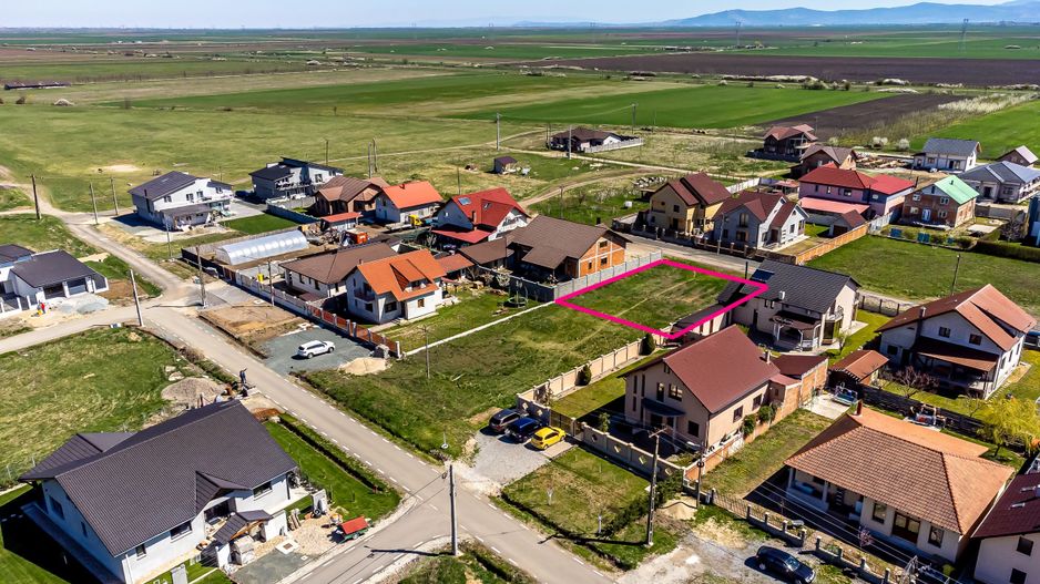 Teren cu utilități în Livada, suprafață 600 mp - Poză 4