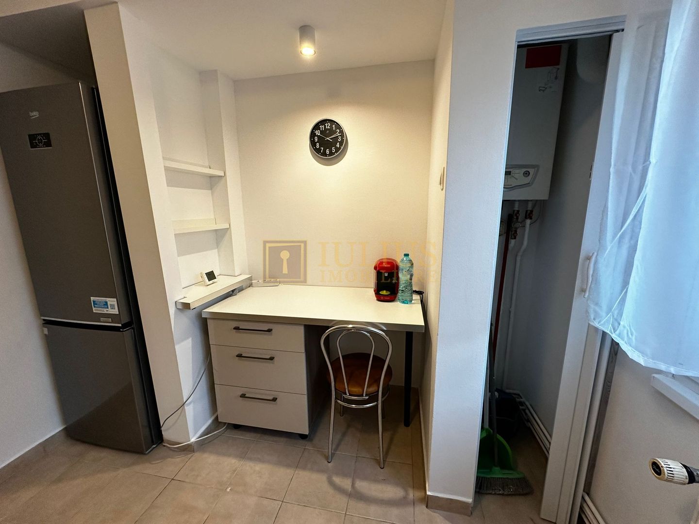 4 camere, 2 bai, centrala proprie - Poză 8