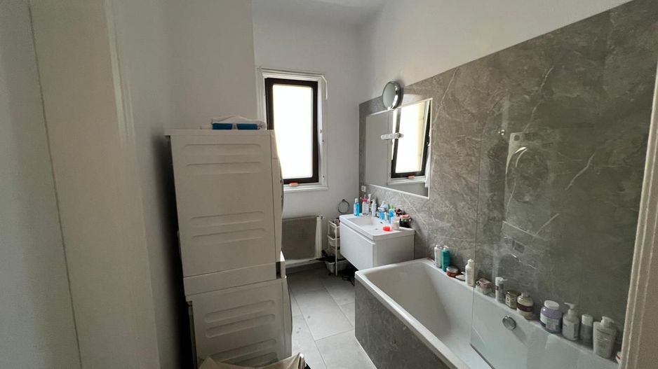 MEDICINA - CENTRAL- ETAJ 1 - 4 cam - 3 bai - centrala proprie - Poză 7