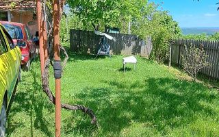 Casă tradițională în sat Bohotin, comuna Răducăneni – 40.000 EUR - Poză 3