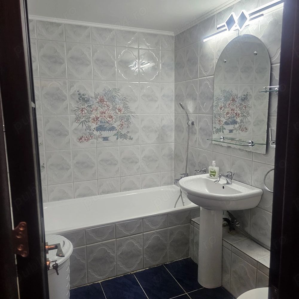 Apartament 2 camere in zona Decebal cu loc de parcare - Poză 6