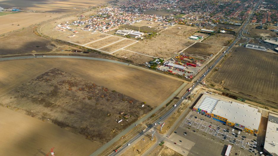 Teren de 55.340 mp, vis-a-vis de Jumbo, Arad - Poză 3